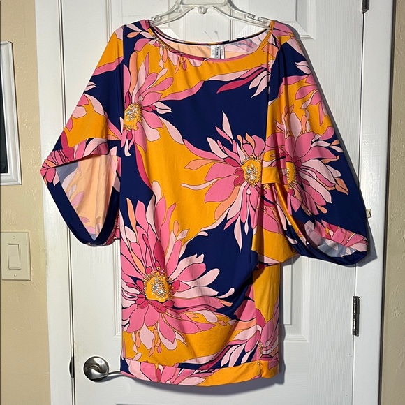 Trina Turk Other - Trina Turk Breeze NWT floral bathing suit cover up wide 3/4 sleeve pink purple L